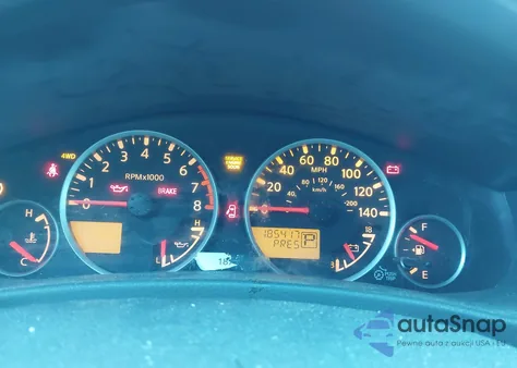 2011 Nissan Pathfinder Silver из США, поврежденный, VIN 5N1AR1NB8BC632462